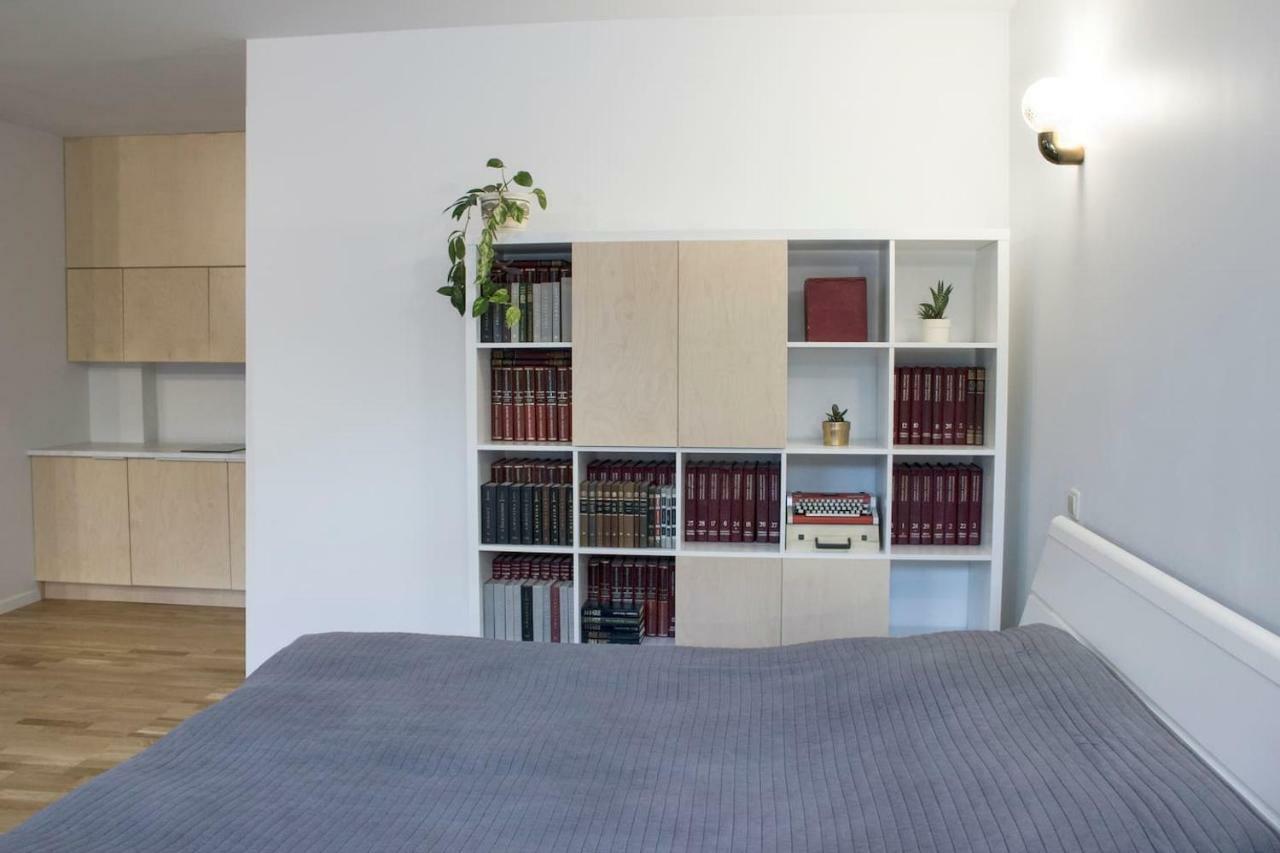 Mini Home Bookshop Studios VNO Eksteriør billede